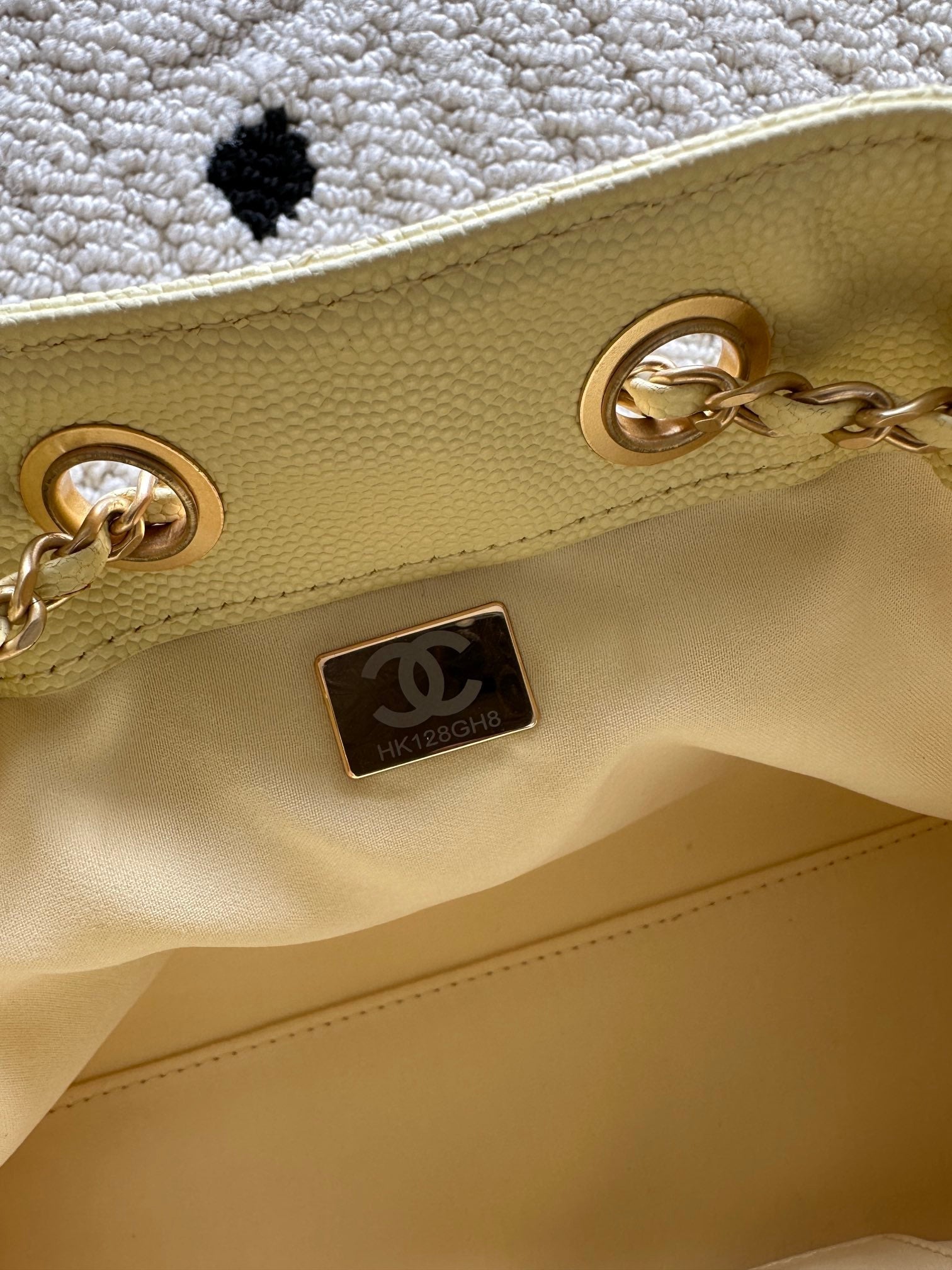 Chanel 25 Hobo Bag 22cm Light Yellow Veau 286180