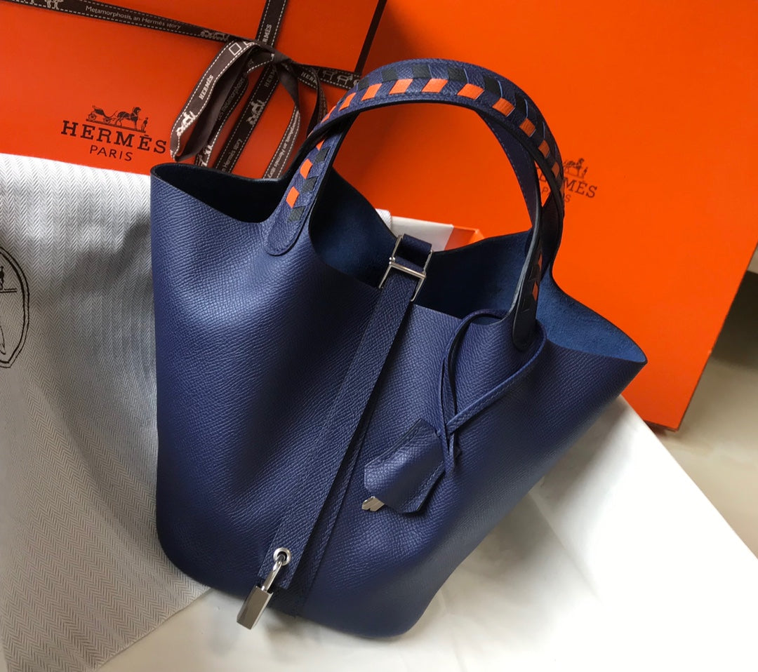 Hermes Picotin navy bag – front view