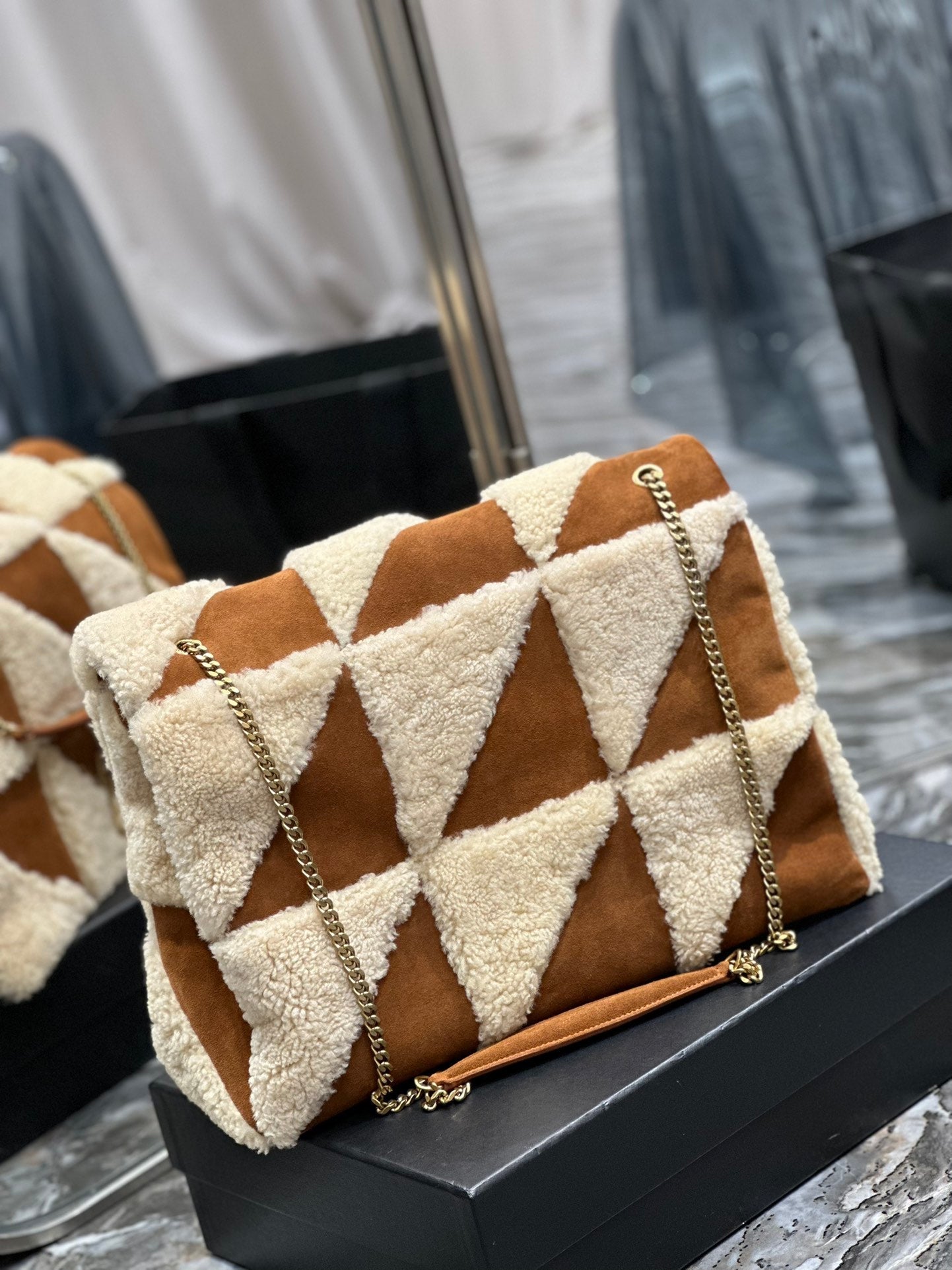 JAMIE 4.3 LARGE BAG 38 EN DAIM MARRON MÉLANGE DE DOUBLURE MOUTON BEIGE QUINCAILLERIE OR