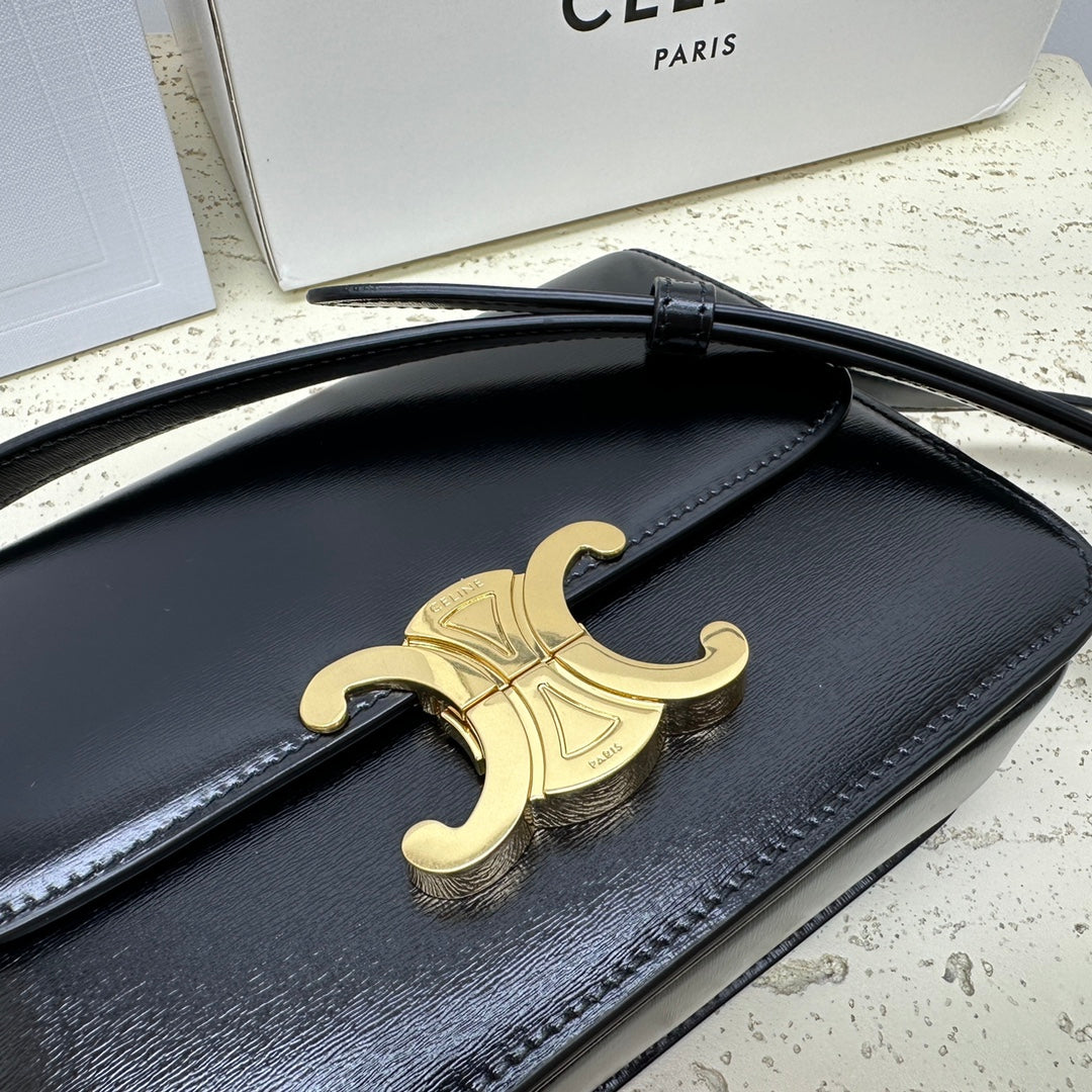 TEEN TRIOMPHE 18 VEAU NOIR QUINCAILLERIE OR