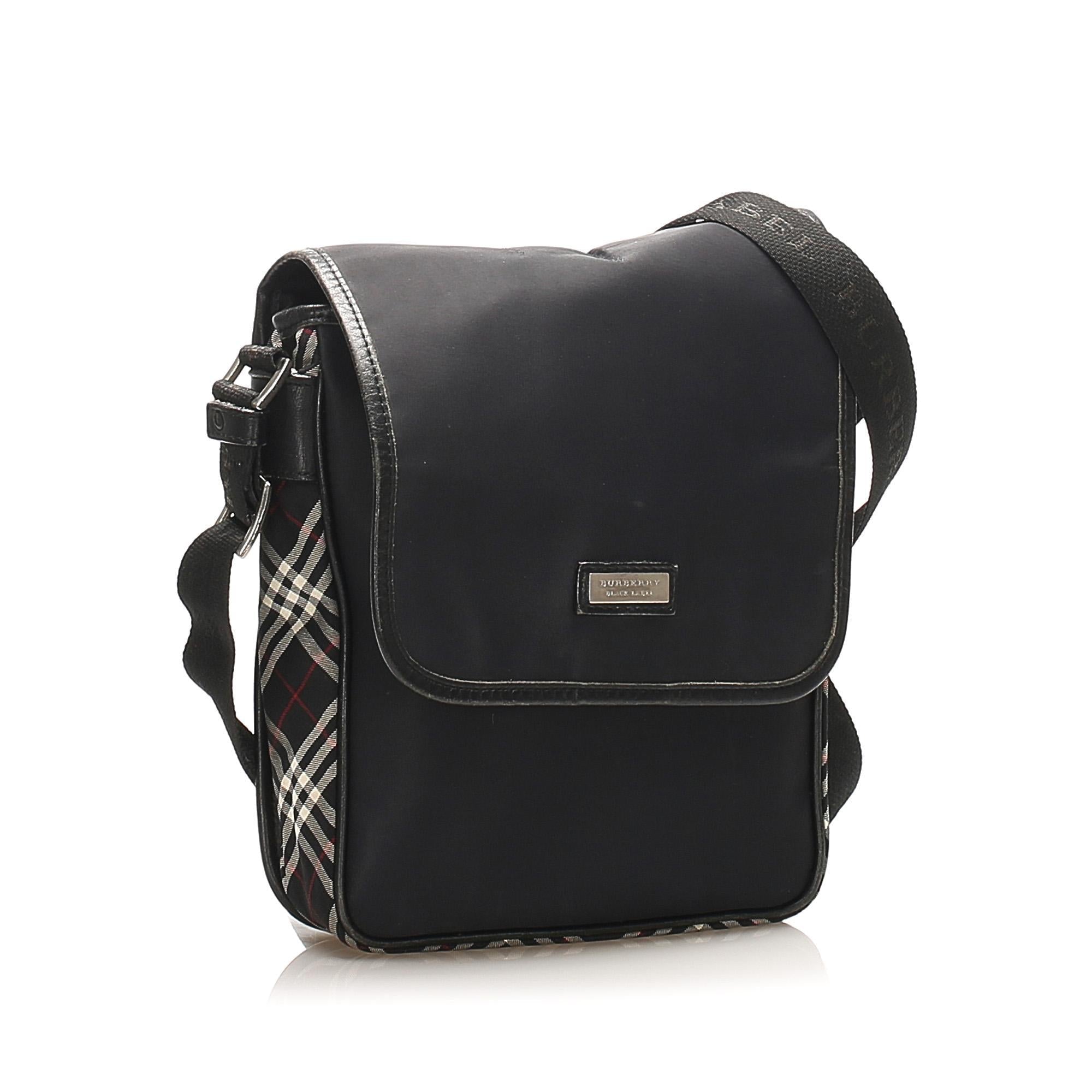Burberry Crossbody bag – front view