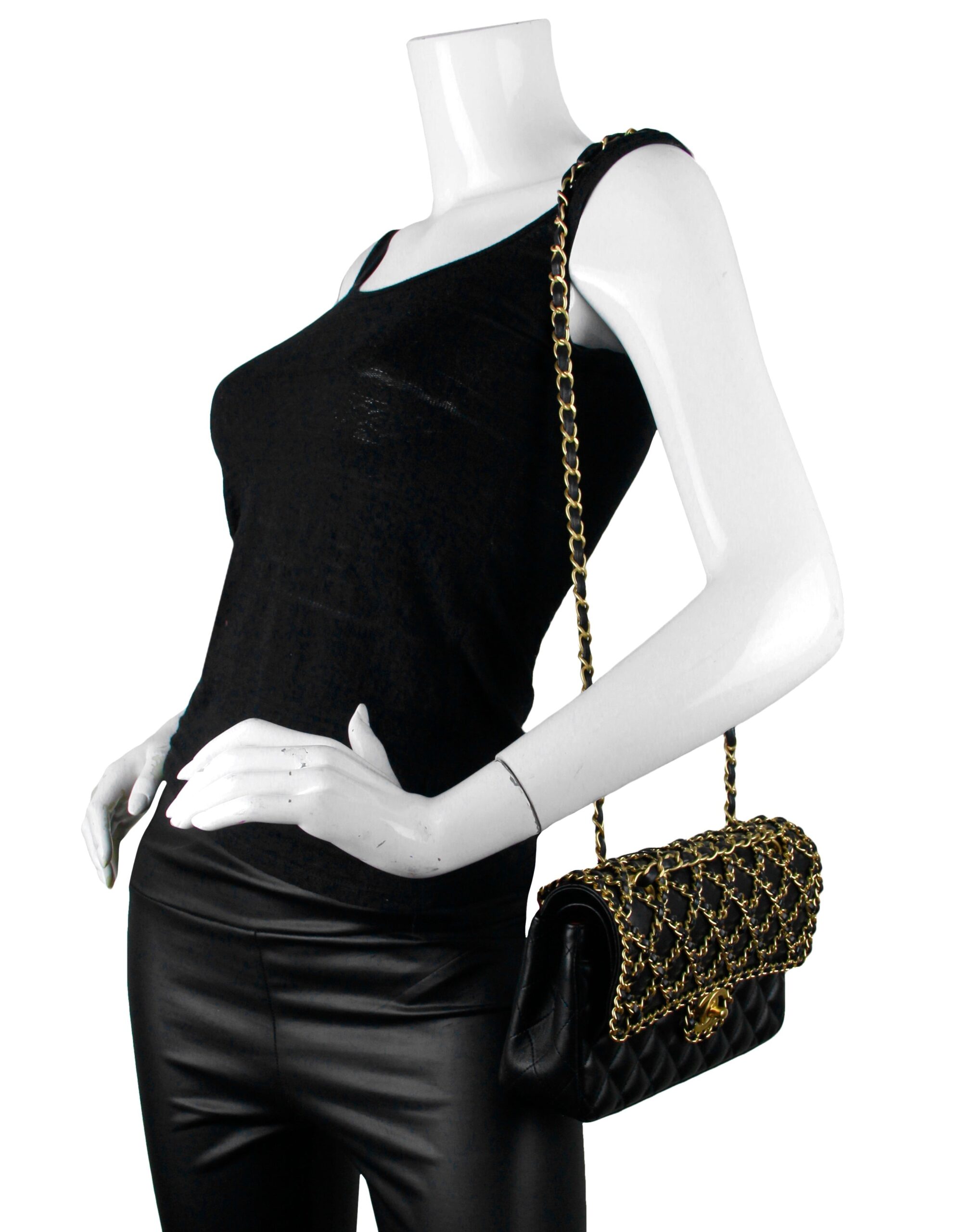 Chanel Sac à rabat Classic Cage tressé en cuir d'agneau Noir