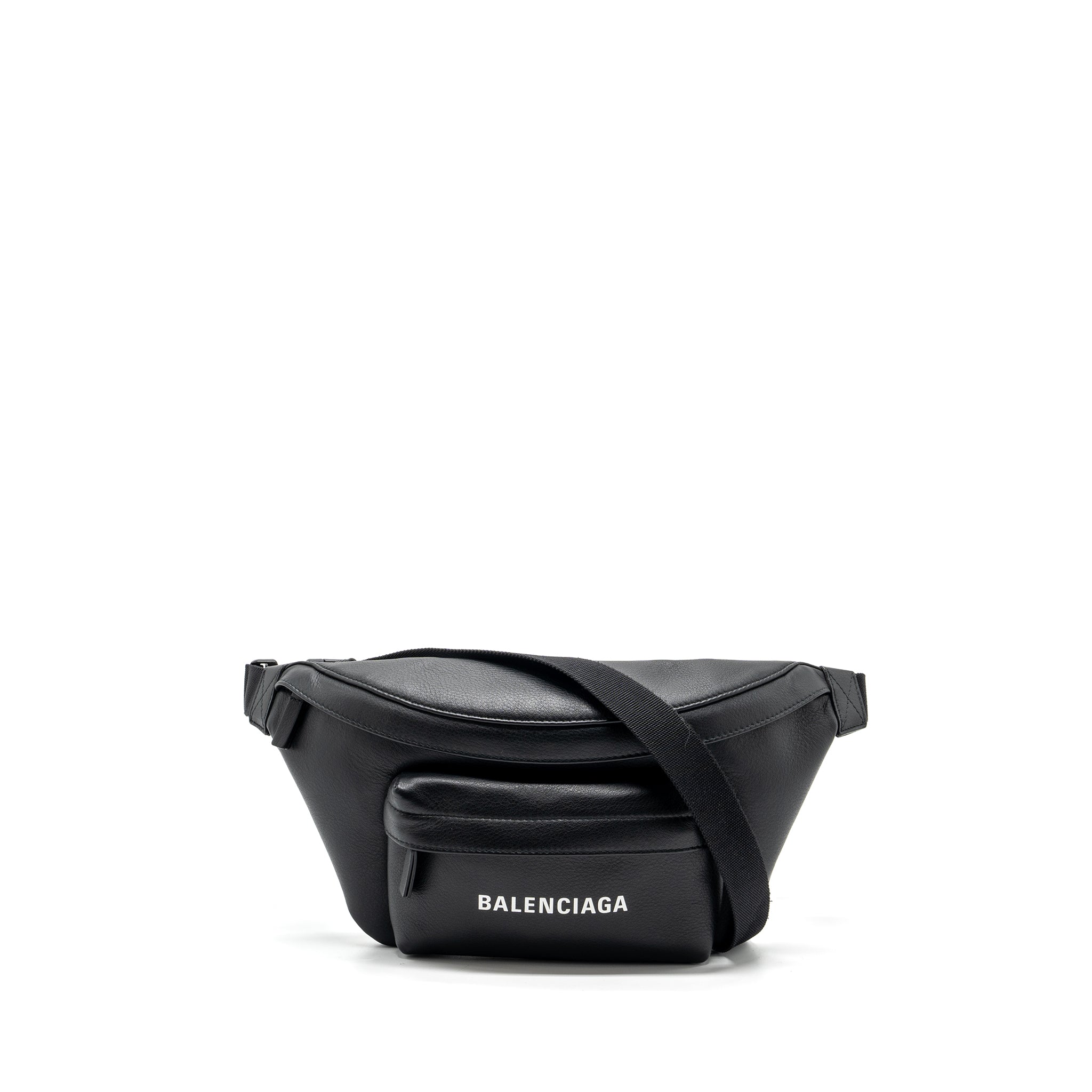 Balenciaga Everyday black bag – front view