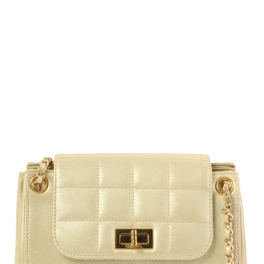 Chanel Chain Bag – front view