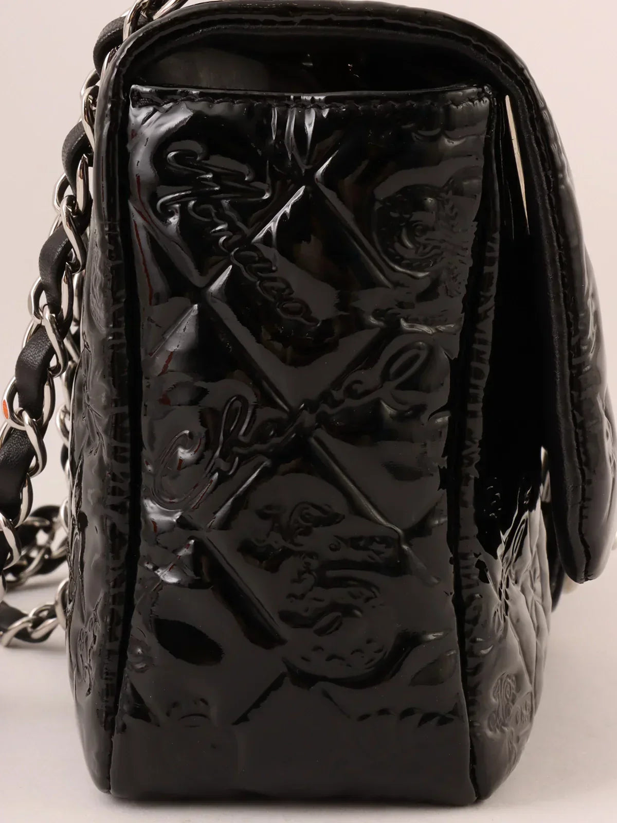 Chanel Around Made Patent Icon Embossed Turn-Lock Chain Bag Noir