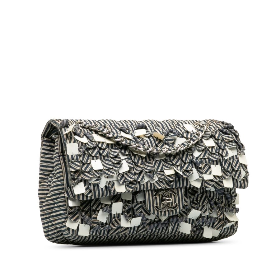 Chanel Shoulder Bag blue – front view