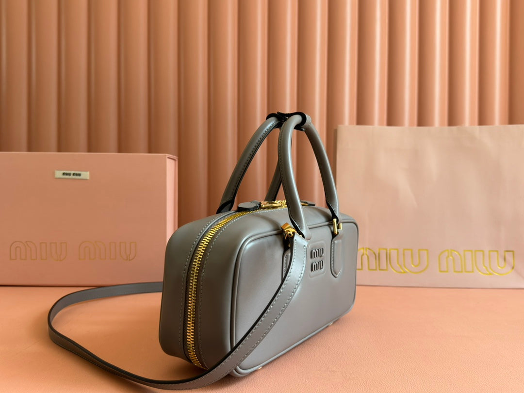 ARCADIE BAG 27 IN DARK Gris SHINY Cuir de veau