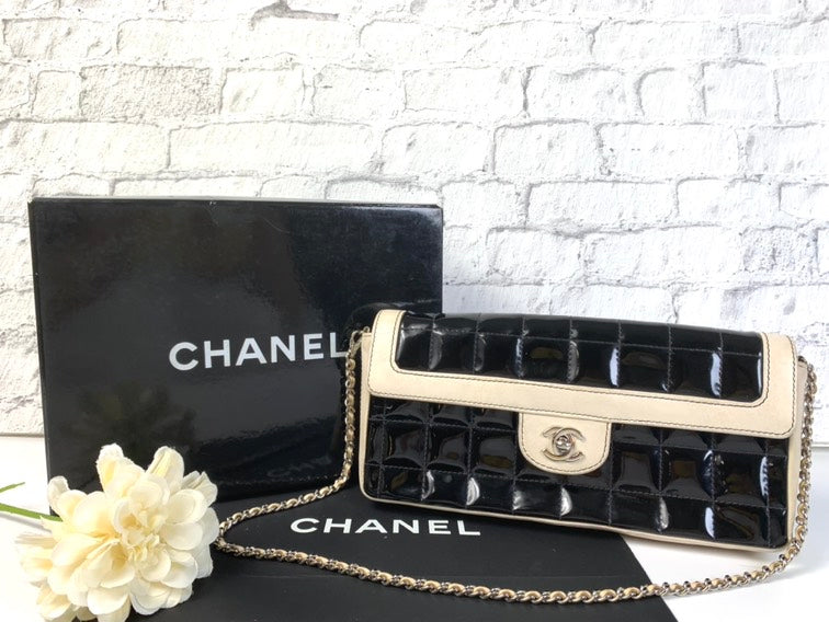 Chanel Black Patent Leather Gold Chain Flap Shoulder Bag
