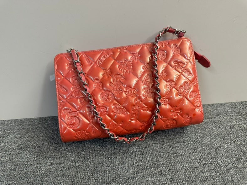 Chanel Sac bandoulière gaufré rouge